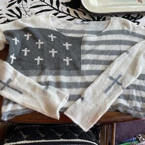 Relish crop grey & white Americana flag wool medium women’s sweater